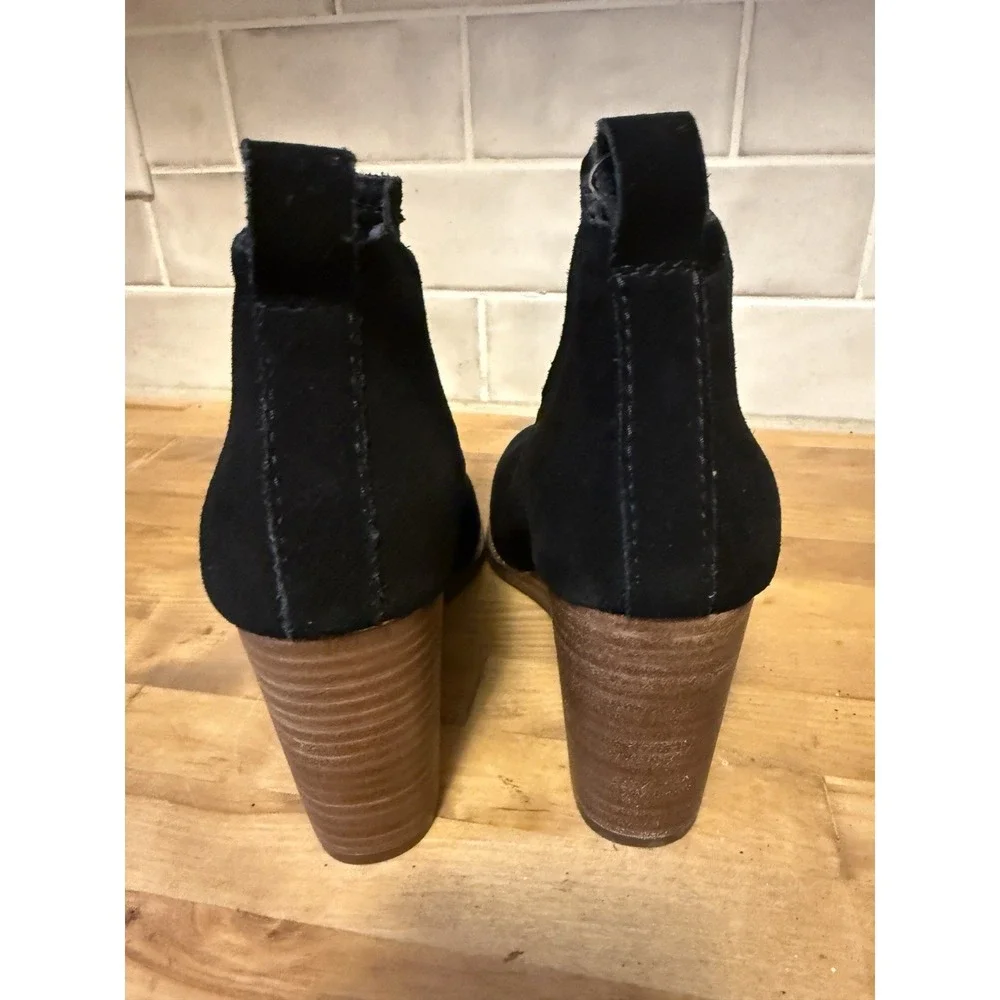 Crown Vintage Vectoria Bootie Black Suede Wedge Women's Size 8‎ New Without Box